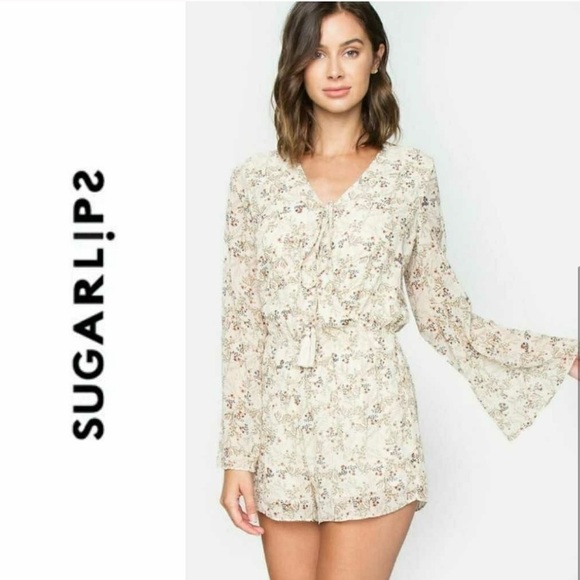🆕️ Sugarlips Ivory Romper with Wide Sleeve Hems. Underlined. Elastic Waist NWT - Picture 1 of 11